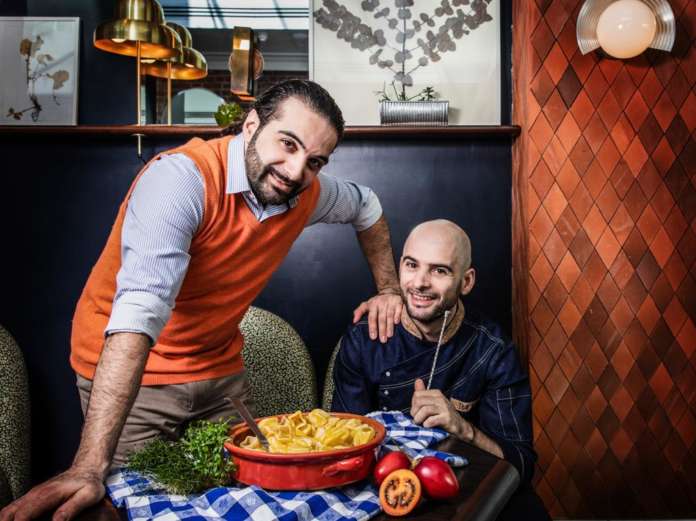 Il bartender Luca Cinalli e lo chef Carlo Cinalli, autori di Pasta al Negroni.