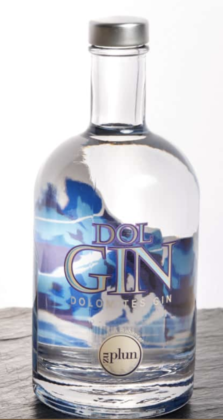 Dol Gin della distilleria Zu Plun