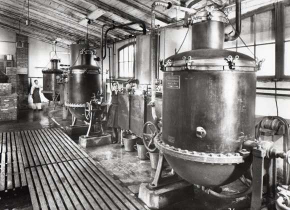 Area distillazione nella vecchia sede di Zara (Dalmazia)