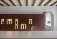 Design Week Casa Masciarelli parete vini_ph. Helenio Barbetta